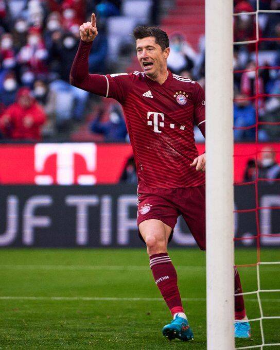 C7娱乐下载-莱万重返劲旅，皇马能否重回巅峰(莱万谈皇马转会)