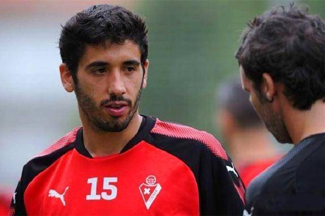 C7娱乐app-包含埃瓦尔遭遇不敌，保级形势变得更加严峻！的词条