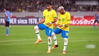 十年磨砺立壮志从容镇定学子有毅凌绝顶